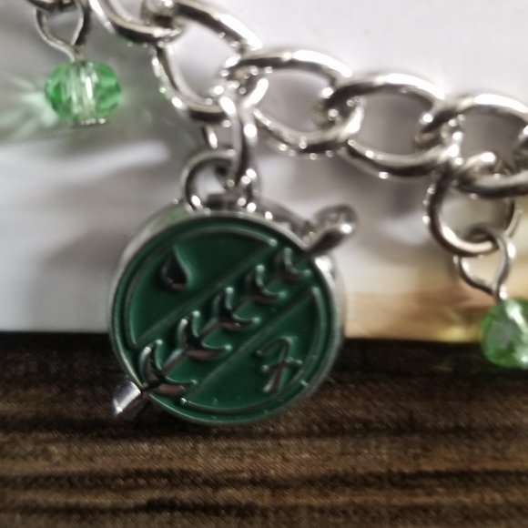 Disney Star Wars Boba Fett Charm Bracelet - Picture 4 of 8